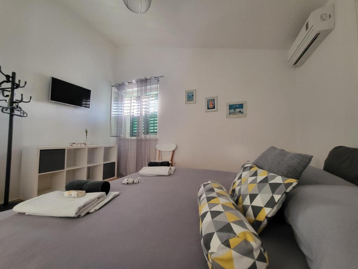 Apartment Villa Mirna Макарска Экстерьер фото